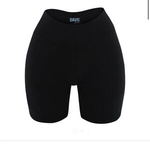 Davis Active Mid Rise Black Bike Shorts EUC M/L